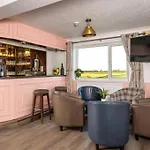 Σπίτι διακοπών Big Pink House Mealsgate