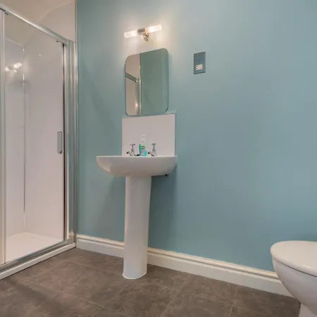 펜션 Big Pink House 밀스게이트