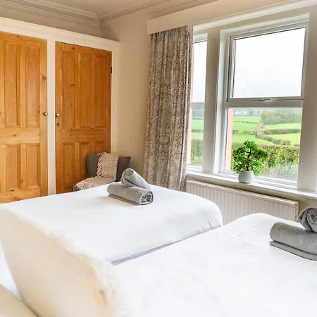 펜션 Big Pink House 밀스게이트