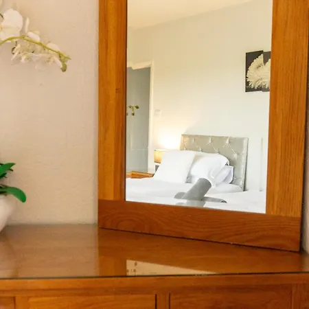 Big Pink House 밀스게이트